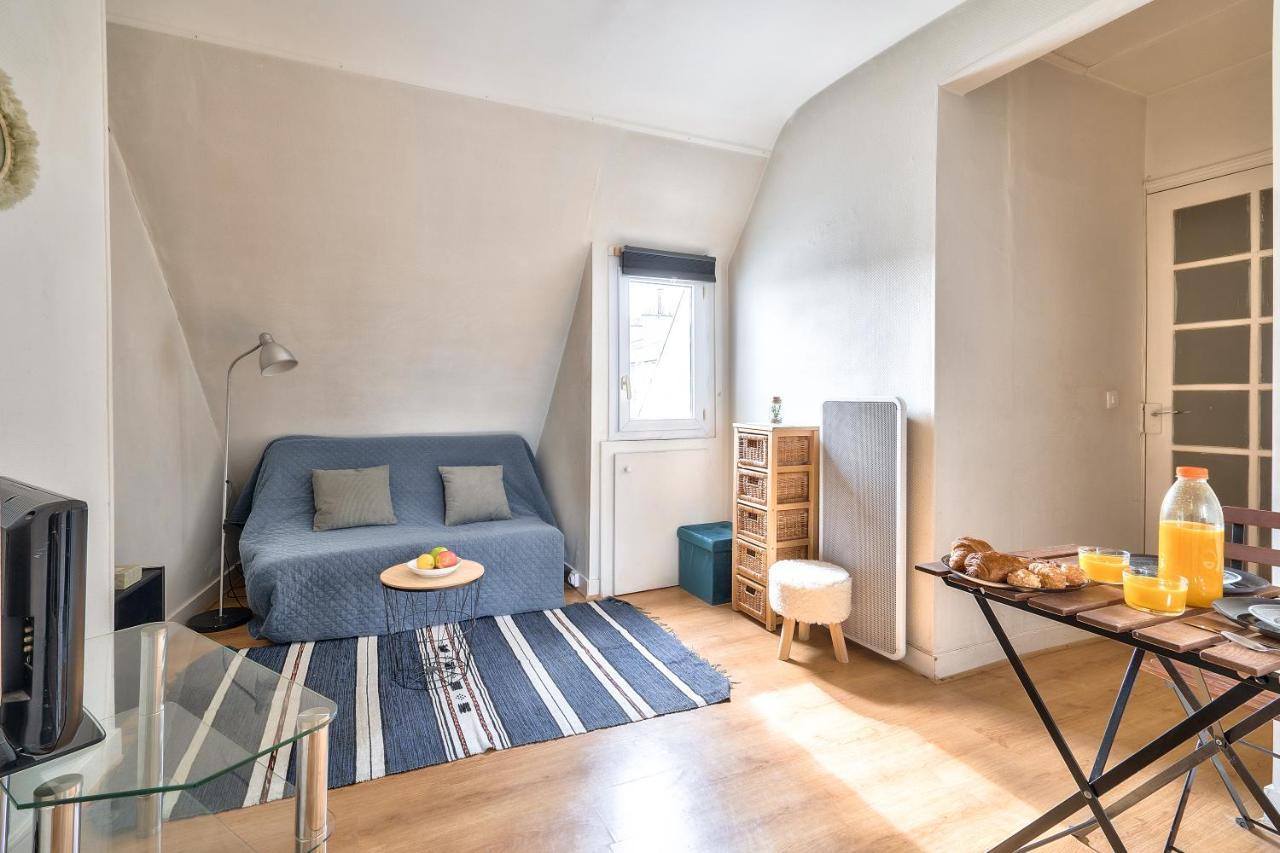New Parisian With View In The 11th Apartment *