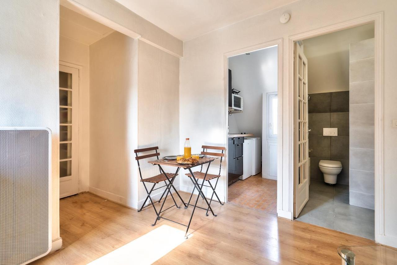 New Parisian With View In The 11th Apartment *