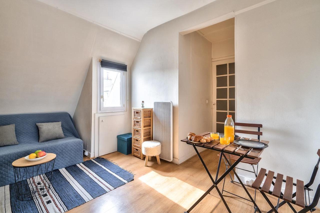 New Parisian With View In The 11th Apartment *